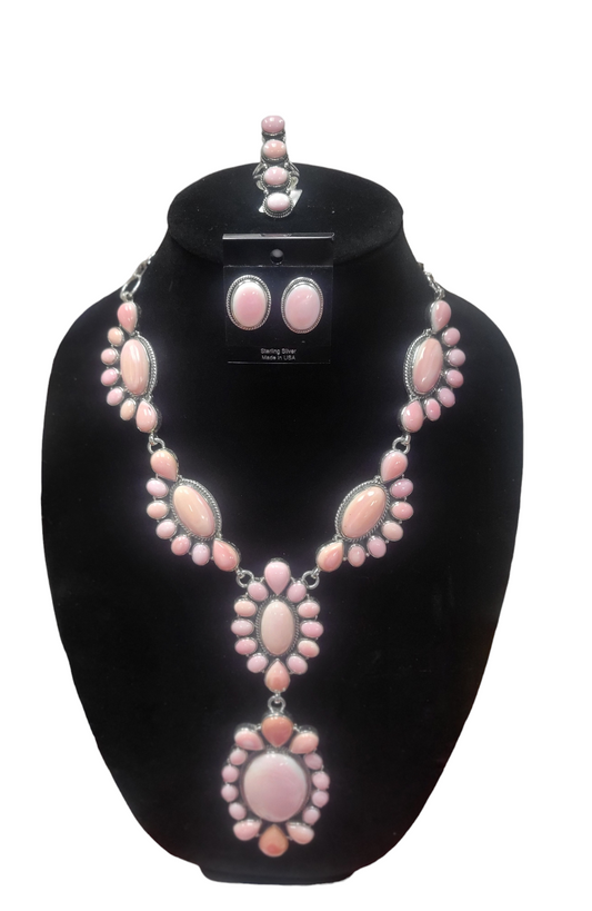 Pink Counch Necklace