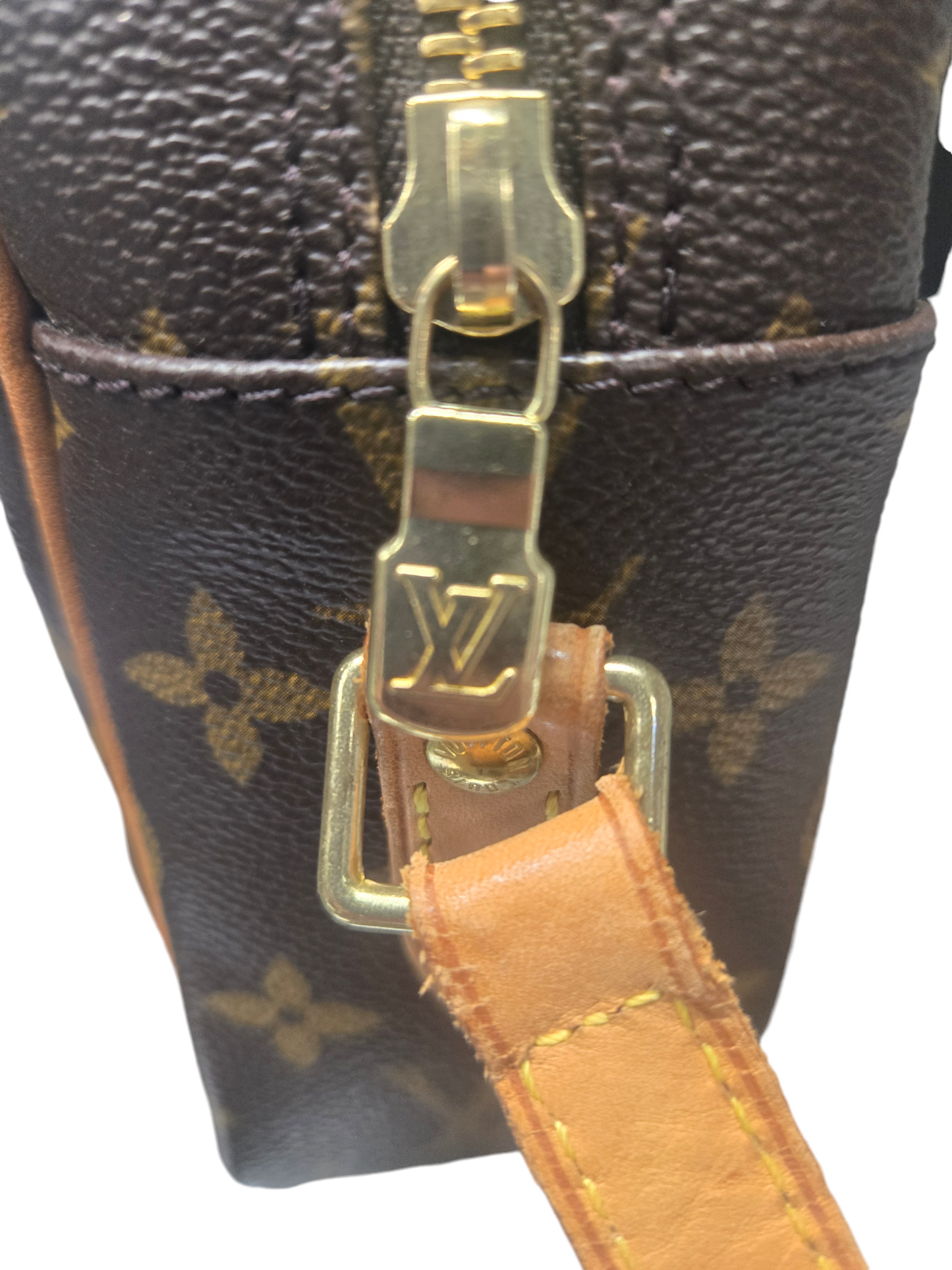 Louis Vuitton Trocadero Monogram Ret. $1,500