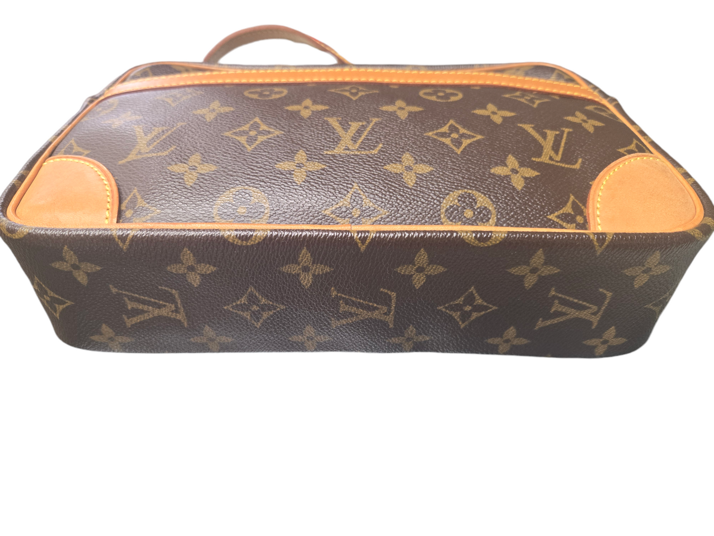 Louis Vuitton Trocadero Monogram Ret. $1,500